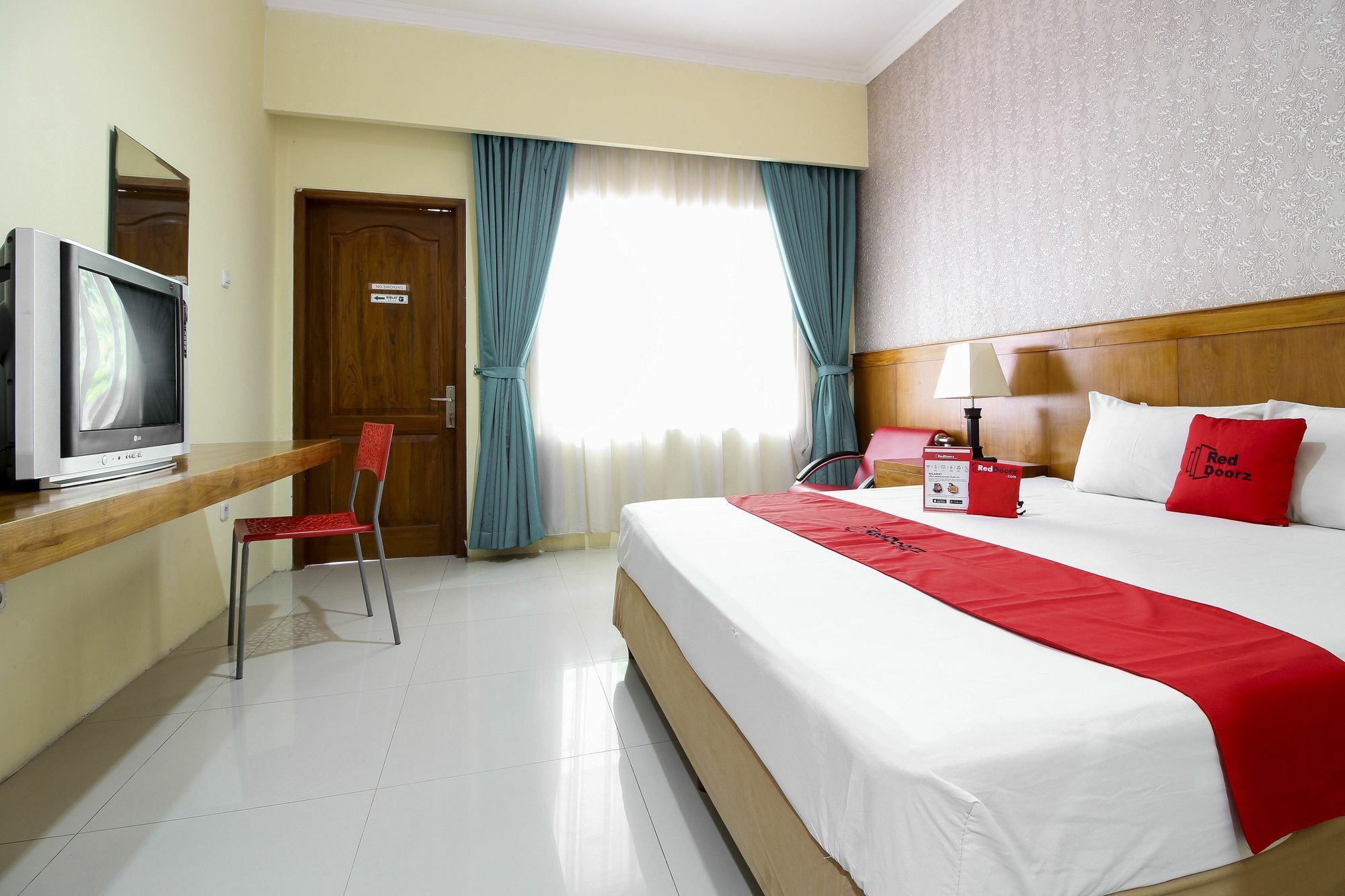 Hotel Reddoorz @ Seturan Raya 2 à Maguwo Extérieur photo